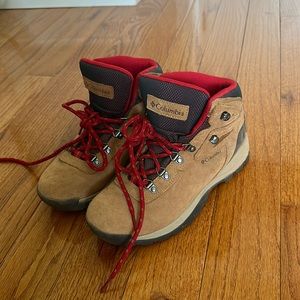 Columbia Women's Winter Boots - Tan and Red